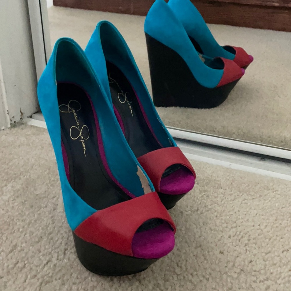 Jessica Simpson Wedges size 6.5